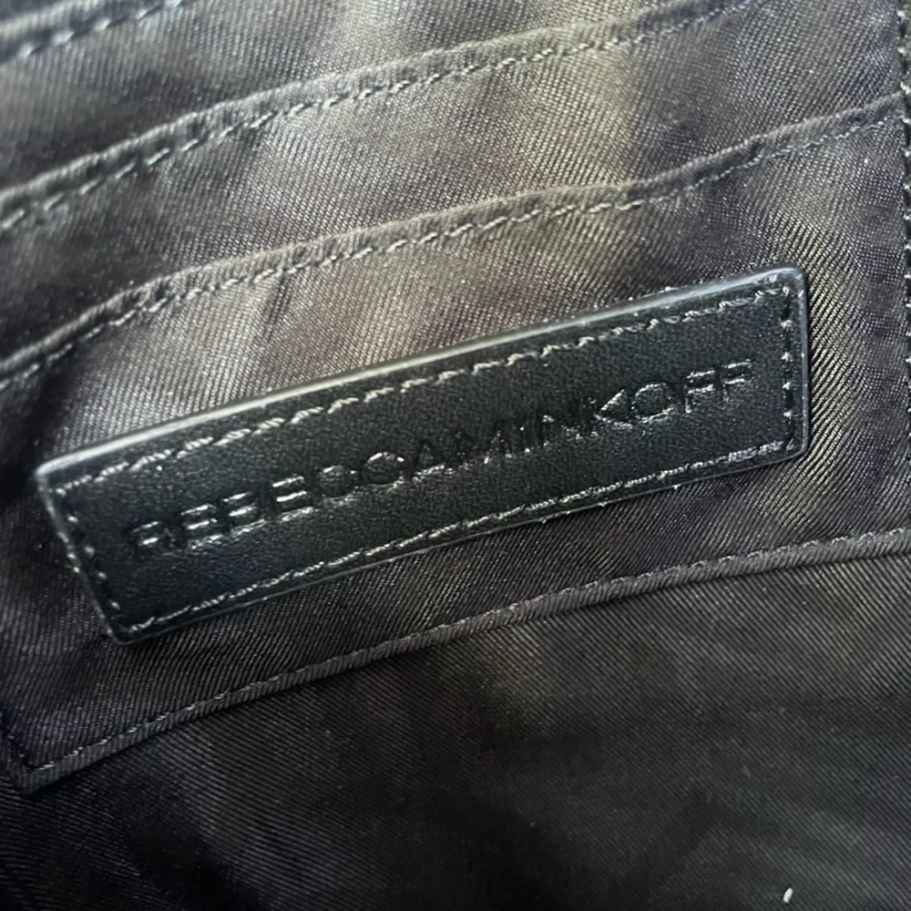 Rebecca Minkoff “Leo” Black Zip-Trim Saffiano Leather Envelope Clutch (CdlG)
